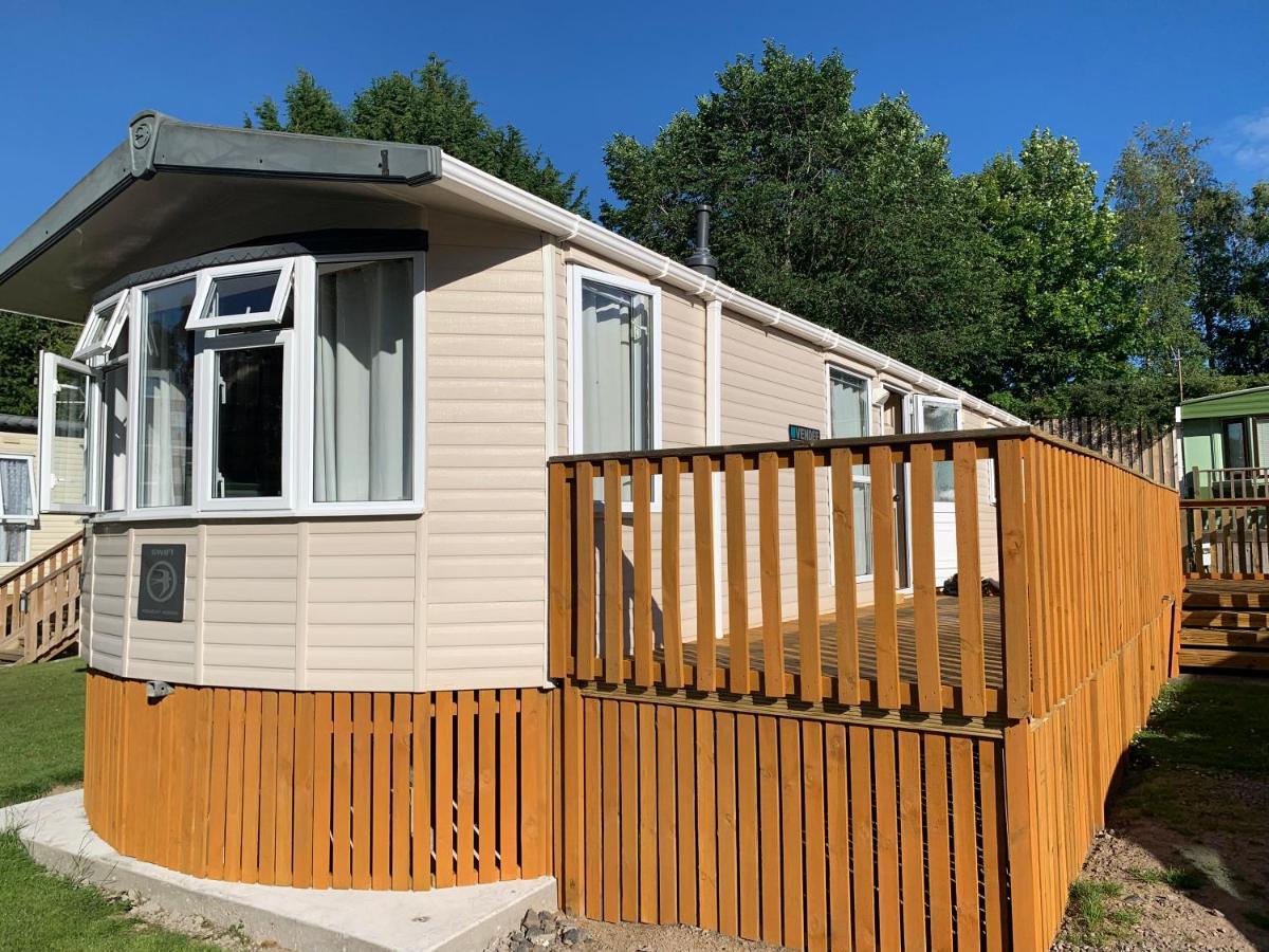 Devine Staycations At 38 Riverside Hawick Exterior photo